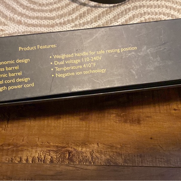 Used once EVB curling wand - Picture 3 of 3